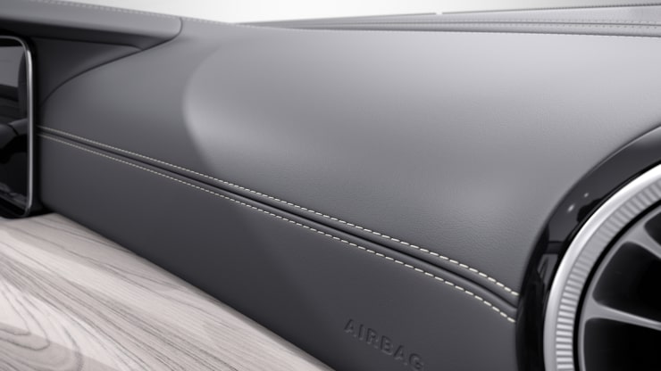 Instrumententafel und Bordkanten der Türen in Leder Nappa Bild 1