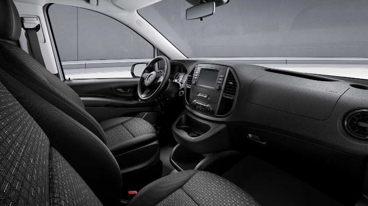 Doppelcupholder Cockpit mittig Bild 1