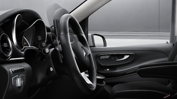 Lenkrad in Neigung und H&ouml;he verstellbar Bild 1