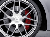 Mercedes-AMG GT 4-door Coupé brake calipers red-painted