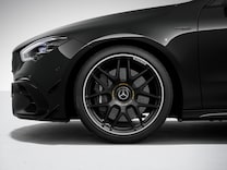 Mercedes-AMG CLA Shooting Brake Etrieri vopsiti in culoarea negru