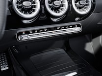 Classe A Limousine compacta Ar condicionado automático THERMOTRONIC