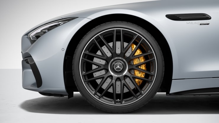 53&comma;3 cm &lpar;21"&rpar; AMG Schmieder&auml;der im 10-Doppelspeichen-Design Bild 1