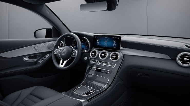 Instrumententafel und Bordkanten der Türen in Ledernachbildung ARTICO Bild 1