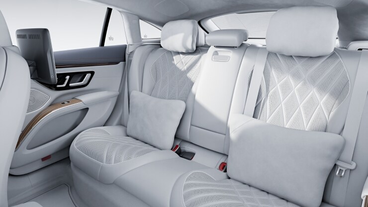 Multikontursitze im Fond Bild 1