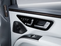 Mercedes-Maybach EQS SUV Climatised rear seats