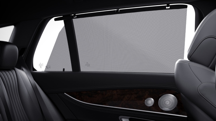 Sonnenrollos in den Fondt&uuml;ren links und rechts 2