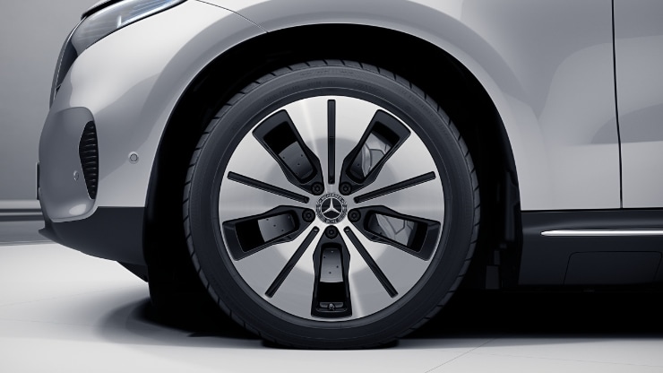 48,3 cm (19") Leichtmetallräder im 5-Speichen-Design Bild 1