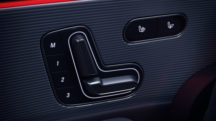 Fahrersitz elektrisch einstellbar mit Memory-Funktion 1