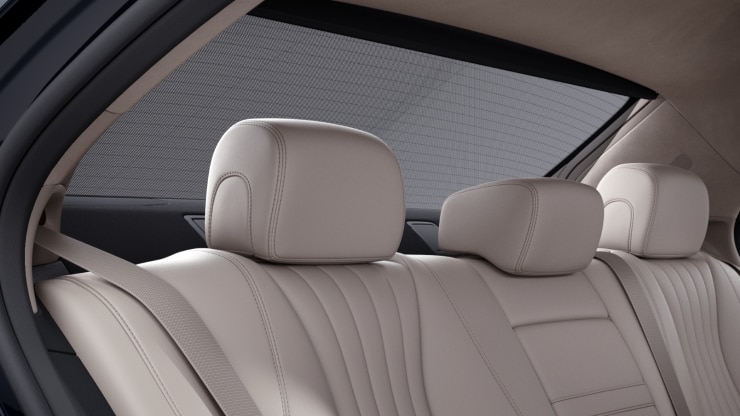 Sonnenrollo elektrisch f&uuml;r Heckscheibe Bild 1