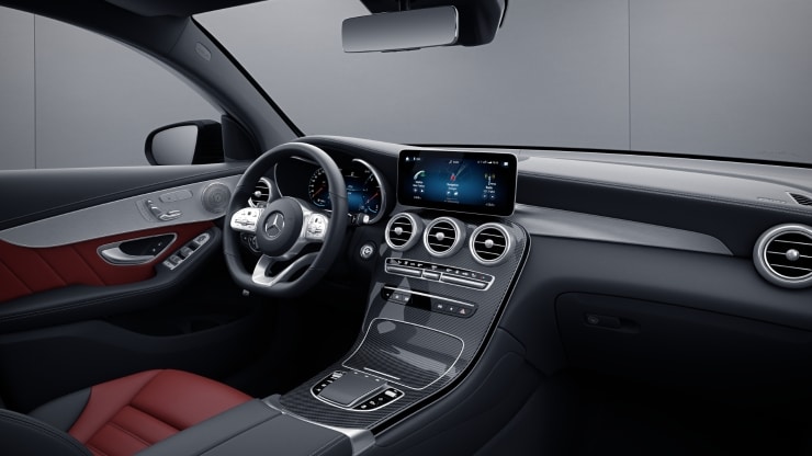 Instrumententafel und Bordkanten der Türen in Ledernachbildung ARTICO Bild 1