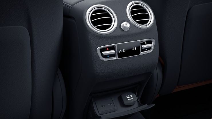 2 USB-Anschlüsse im Fond Bild 1