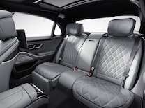 Mercedes-AMG S-Klasse Lang Designgurtschlösser vorn und hinten