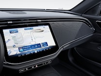 E-Class Saloon Central display