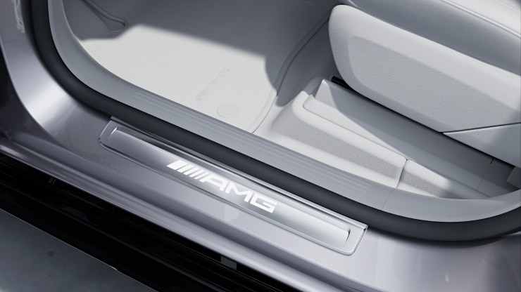 AMG Einstiegsleisten mit "AMG" Schriftzug, beleuchtet und mit Wechselcover 1