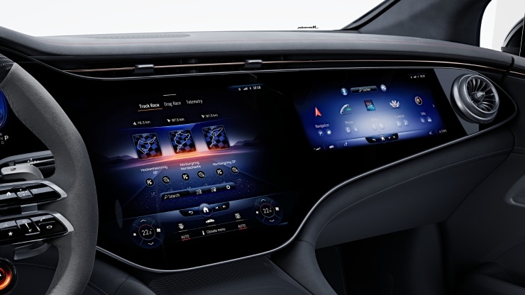 Digitales Extra&colon; AMG TRACK PACE 1