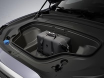 GLC Částečně elektronicky ovládaná přední kapota