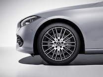 C-Klasse T-Modell Winter-Paket Plus mit 45,7 cm (18") Winter-Kompletträdern