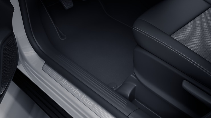 Einstiegsleisten mit "Mercedes-Benz"  Schriftzug Bild 1