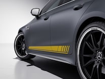 Mercedes-AMG GT 4-Door Coupé AMG黃色車側飾條