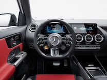 Mercedes-AMG GLA AMG專屬方向盤操控按鈕