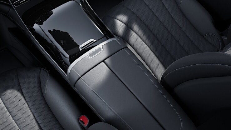 Mittelkonsole in Schwarz hochglänzend 1