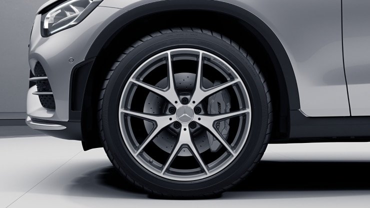 Jantes alliage AMG 50&comma;8 cm &lpar;20"&rpar; &agrave; 5 doubles branches finition gris tantale&sol;naturel brillant 2