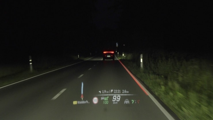 MBUX Augmented Reality Head-up-Display 3