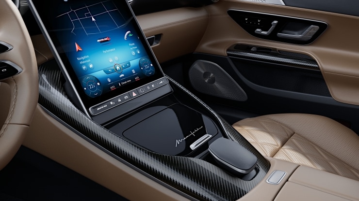 Badge MANUFAKTUR sur la console centrale 1