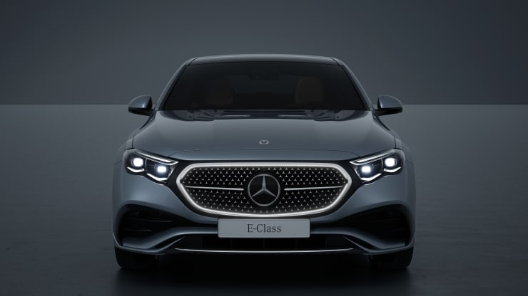 Kühlergrill beleuchtet 3