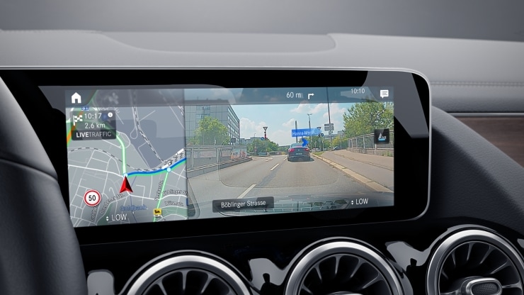Service connect&eacute; &colon; MBUX R&eacute;alit&eacute; augment&eacute;e pour la navigation Image 1