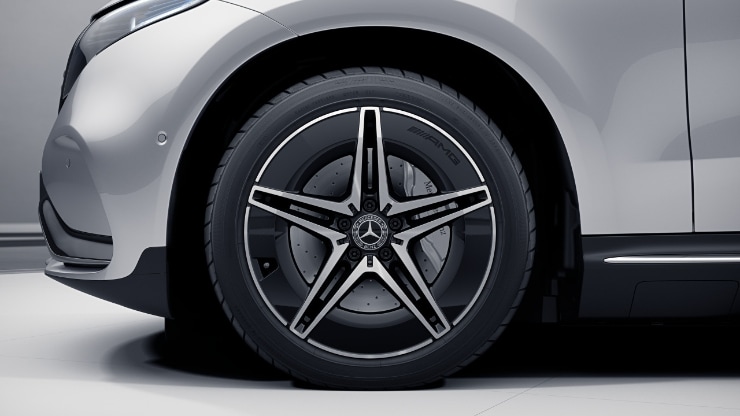 48&comma;3 cm &lpar;19"&rpar; AMG Leichtmetallr&auml;der im 5-Doppelspeichen-Design Bild 1