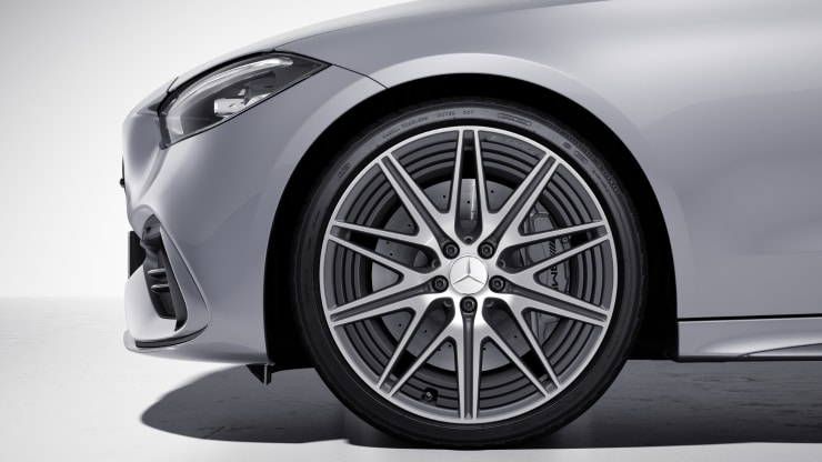 50&comma;8 cm &lpar;20"&rpar; AMG Leichtmetallr&auml;der im 10-Doppelspeichen-Design Bild 1