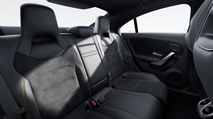 Serienausstattung Mercedes-AMG 8