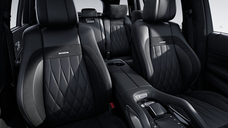 Multikontursitze f&uuml;r Fahrer und Beifahrer 5