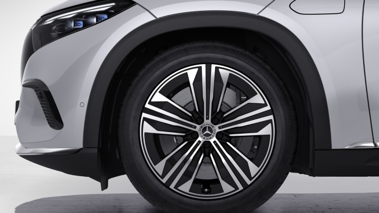 53,3 cm (21") Leichtmetallräder im 5-Speichen-Design 1