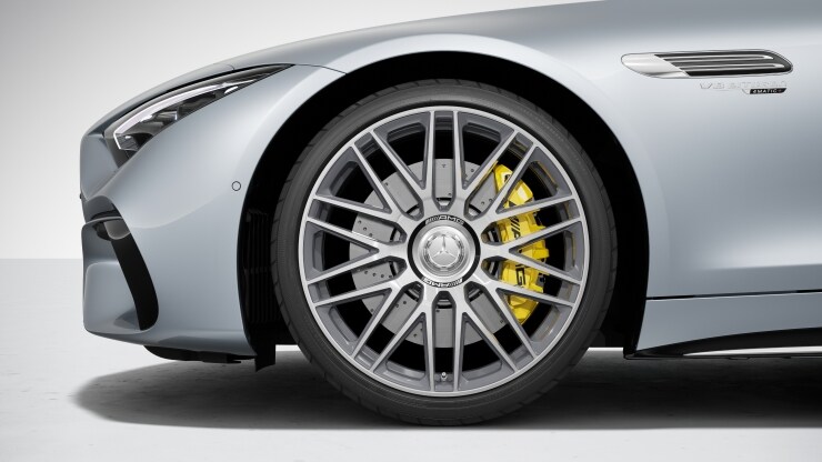 53&comma;3 cm &lpar;21"&rpar; AMG Schmieder&auml;der im 10-Doppelspeichen-Design Bild 1