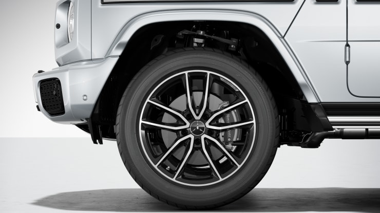 50&comma;8 cm &lpar;20"&rpar; AMG Leichtmetallr&auml;der im 5-Doppelspeichen-Design Bild 1