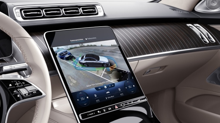 Digitales Extra&colon; MB&period;DRIVE PARKING ASSIST 360 1