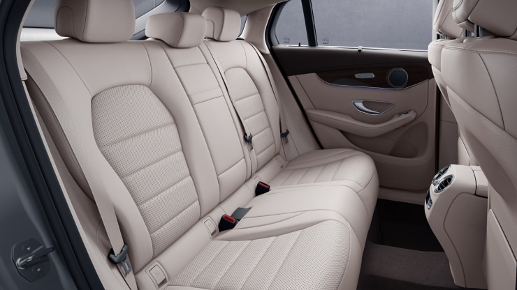 EXCLUSIVE interior 4