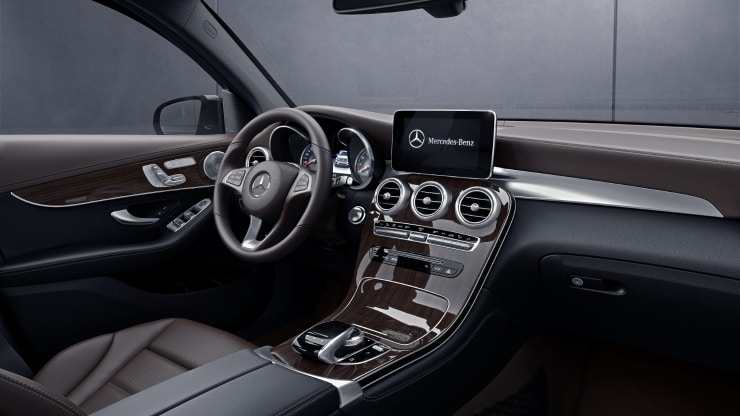 EXCLUSIVE Interieur 2