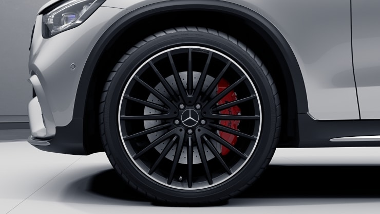 AMG Hochleistungs-Verbundbremsanlage Bild 1