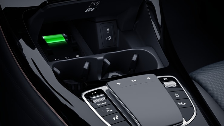 Syst&period; de recharge sans fil pour appareils nomades dans le vide-poches Image 1