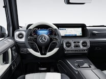G-Class MANUFAKTUR multifunction steering wheel in two-tone nappa leather