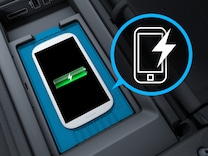 EQS Berline Système de recharge sans fil pour appareils mobiles à l'avant