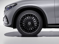 GLC Braking system with larger brake discs on the front axle