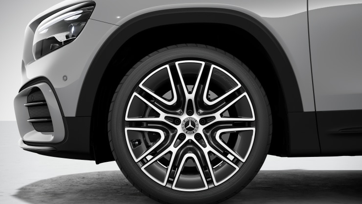 50&comma;8 cm &lpar;20"&rpar; AMG Leichtmetallr&auml;der im 10-Doppelspeichen-Design Bild 1