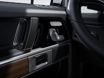 G-Class Memory function for front seats and head restraints
