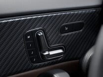 A-Class Hatchback Driver's seat, electrically adjustable with memory function