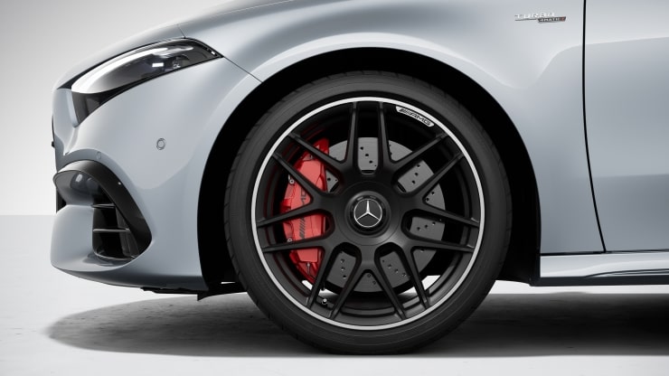 48&comma;3 cm &lpar;19"&rpar; AMG Schmieder&auml;der im Kreuzspeichen-Design Bild 1